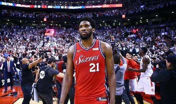  恩比德统治攻防76人主场大胜公牛止连败