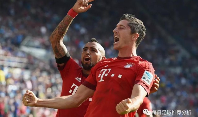  科隆门将超神扑救零封拜仁攻击群  