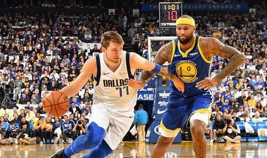  巴特勒三双屠榜，热火强势登顶东部榜首  