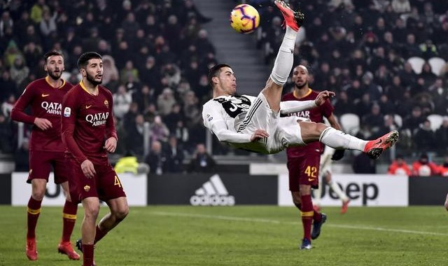  意甲金靴之争白热化，劳塔罗领跑群雄  