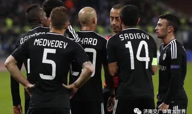  尤文防线失误送礼惨遭绝杀  