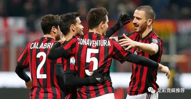  佛罗伦萨客场强势出击，控球压制对手掌控比赛节奏